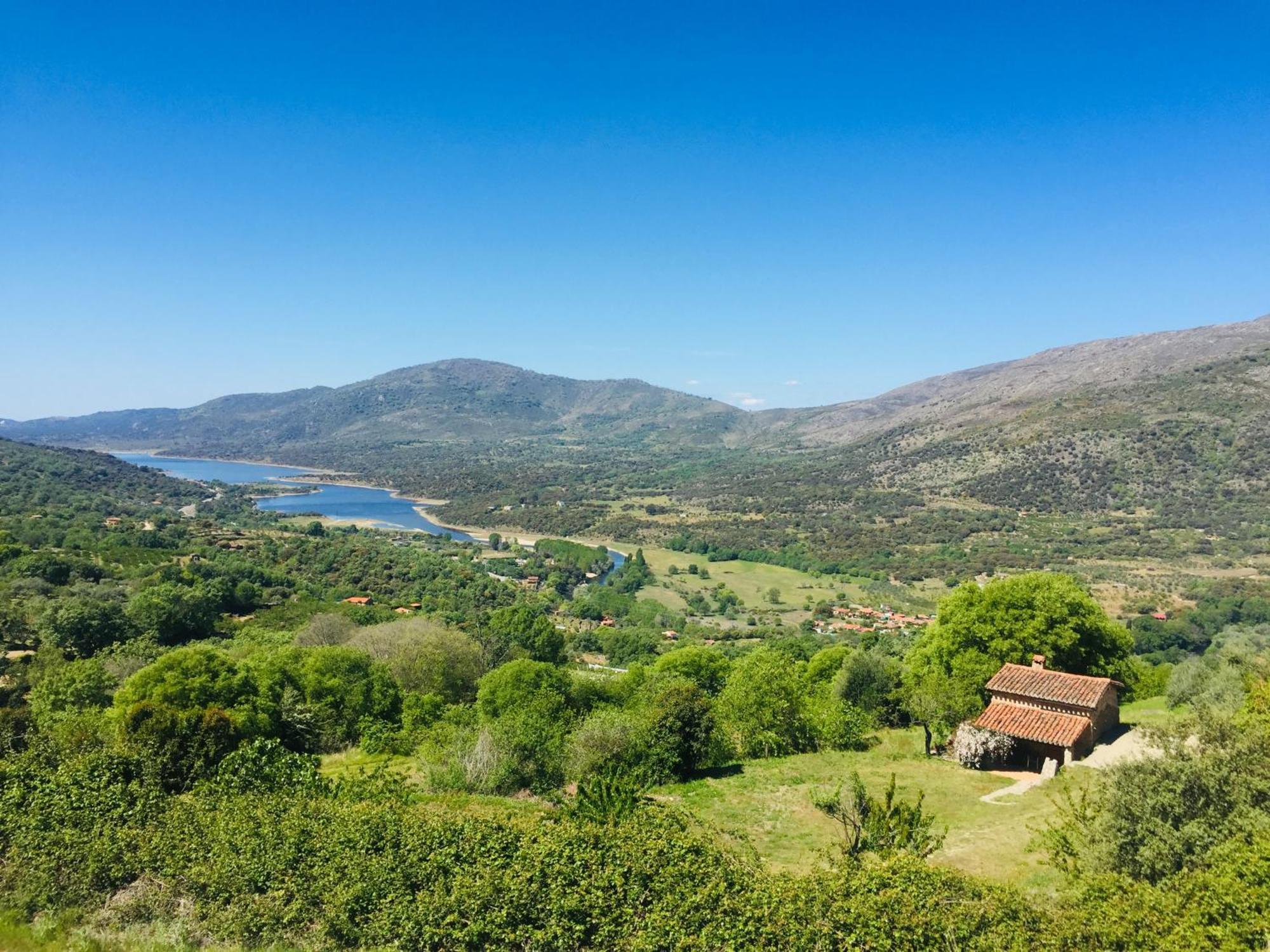 Mi Valle Rural Villa Casas del Castañar Buitenkant foto